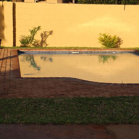 Strand Meadows B&B Gaborone Exterior foto