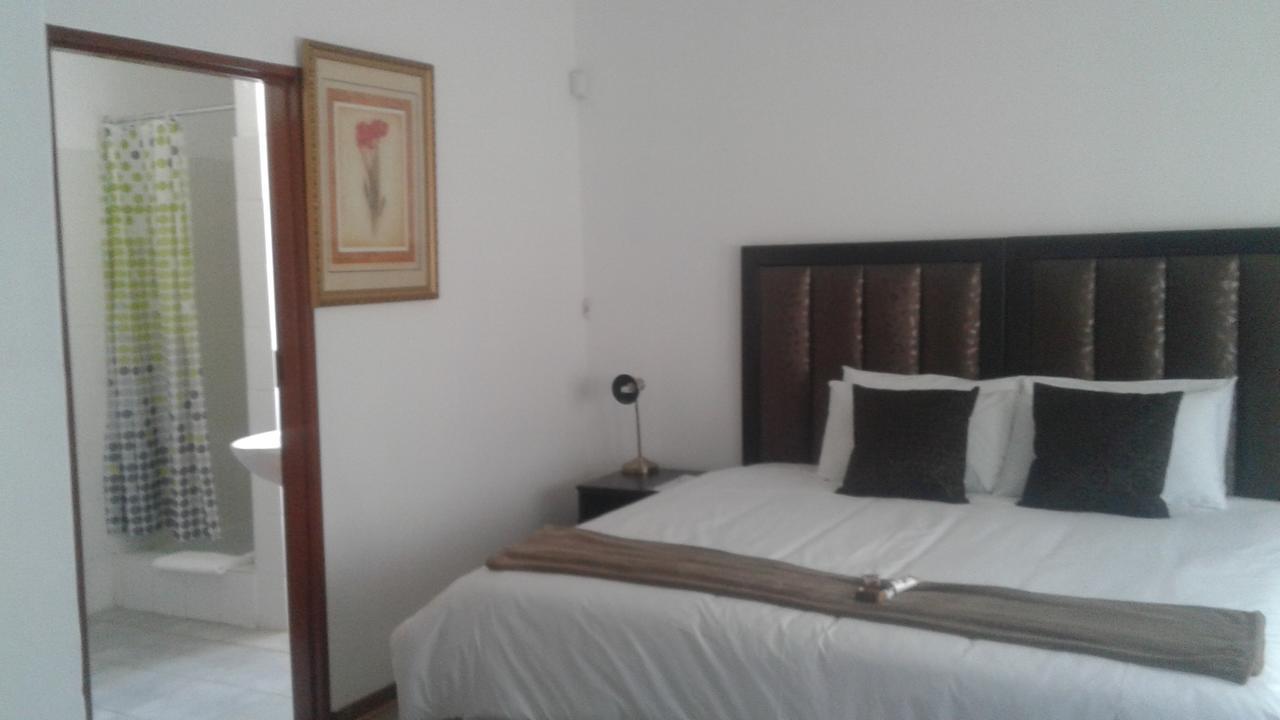 Strand Meadows B&B Gaborone Exterior foto